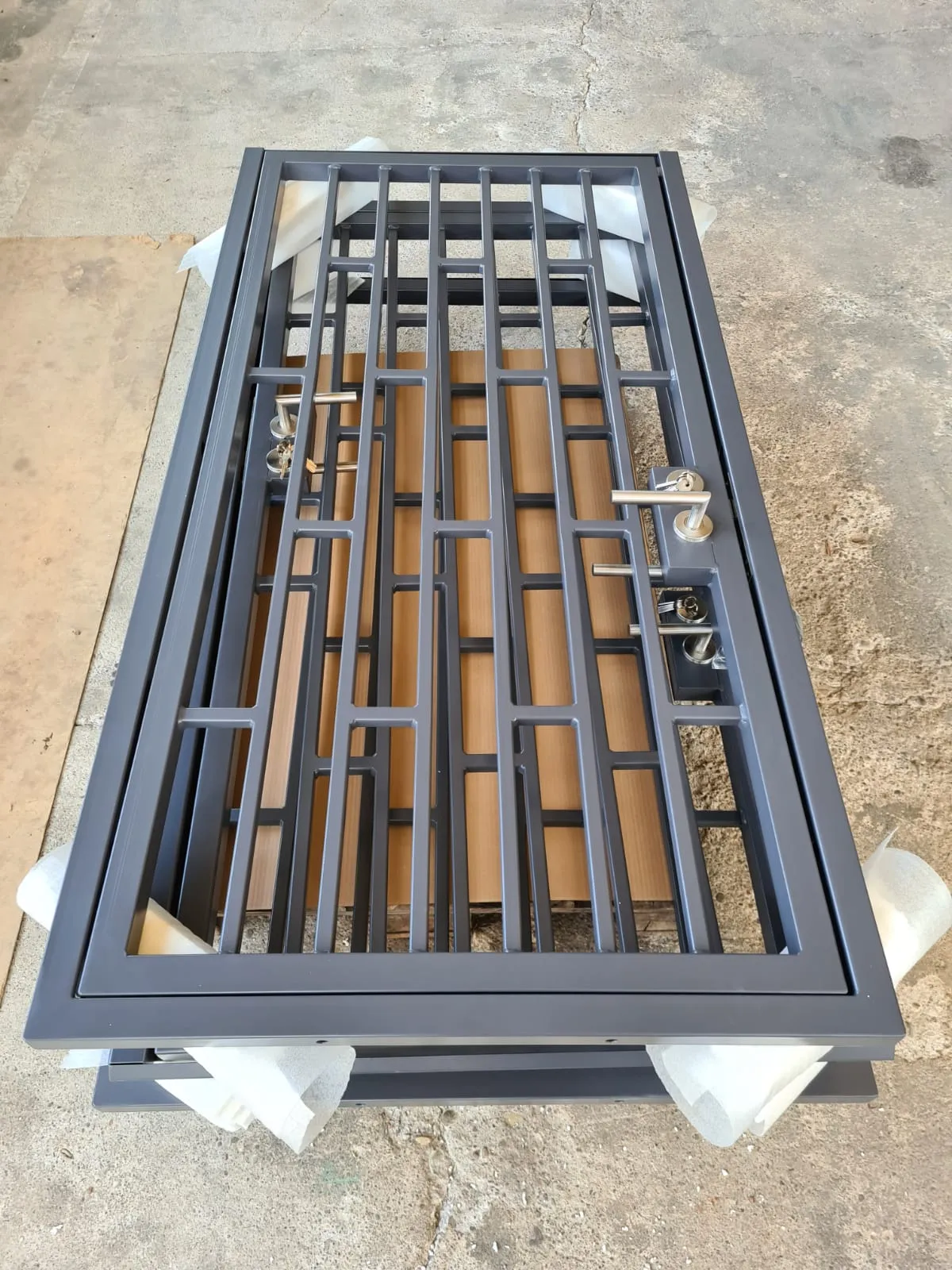 Kurz custom fence door
